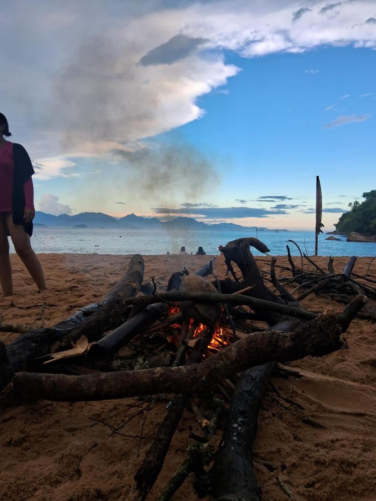 Efferus Hostel Ubatuba Ngoại thất bức ảnh